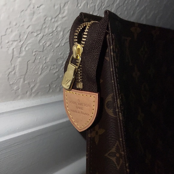 💯 AUTH LV LOUIS VUITTON LARGE POUCH LIKE NEW - Picture 3 of 8